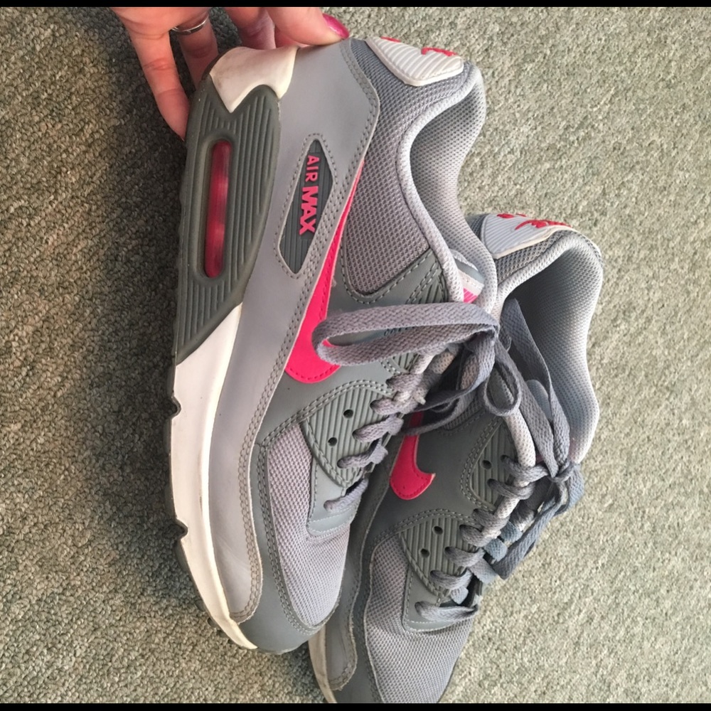 Nike air fit shoes